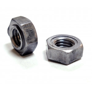 Ecrou &agrave; souder Acier M8 Standard Universel SW13 - unit&eacute;